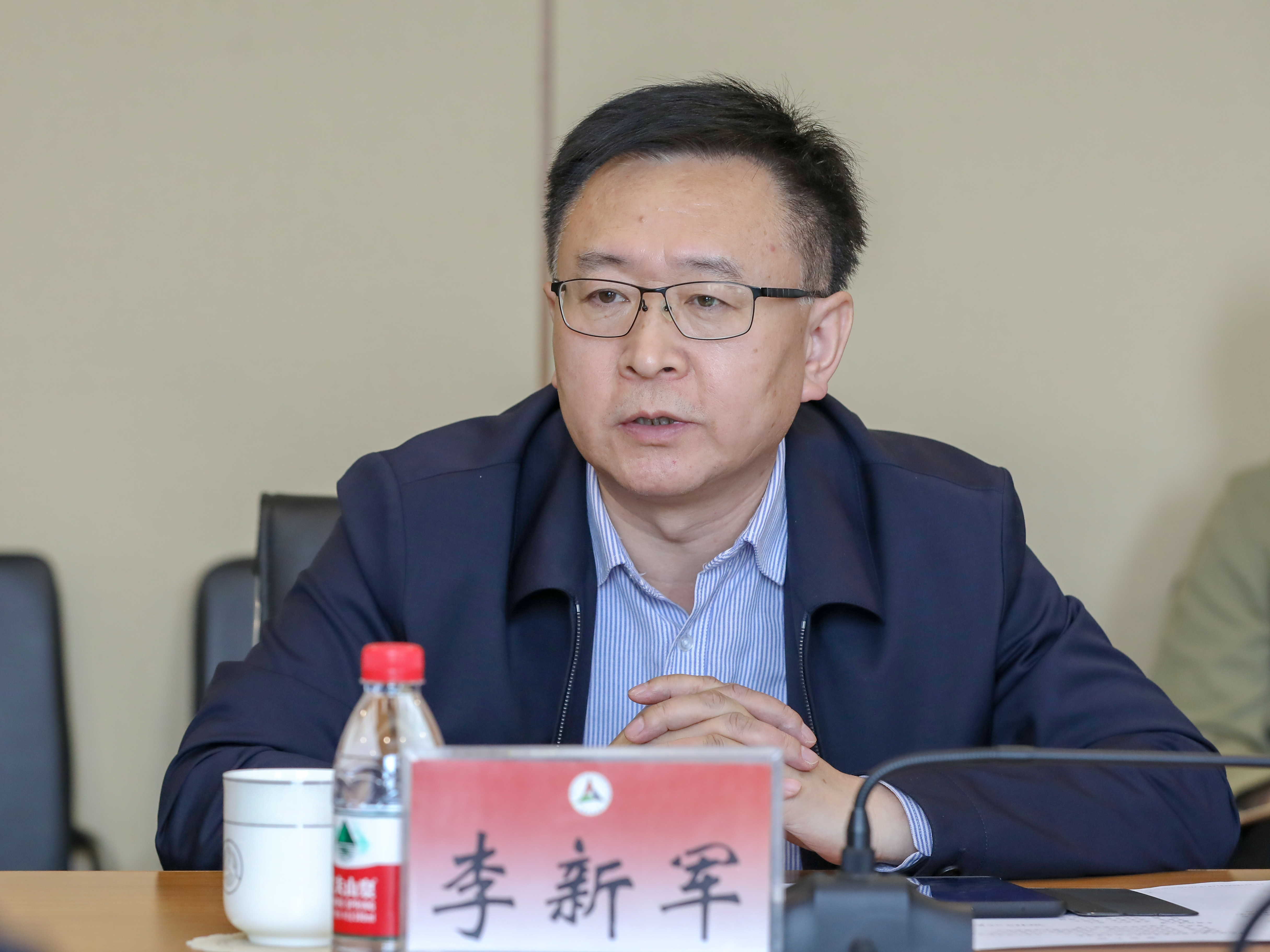 海南陵水黎安国际教育创新试验区管理局武耀廷副局长来我校调研